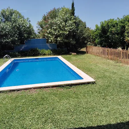 Con Encanto, 4 Hab Con 4 Banos Completos En Suite, Piscina Y Campo Privado